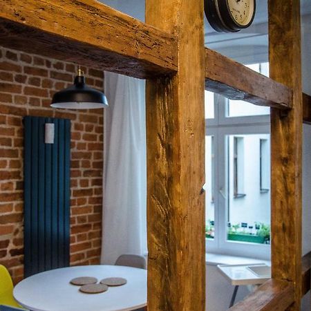 Apartament Gra - Gothic House ทอรูน ภายนอก รูปภาพ