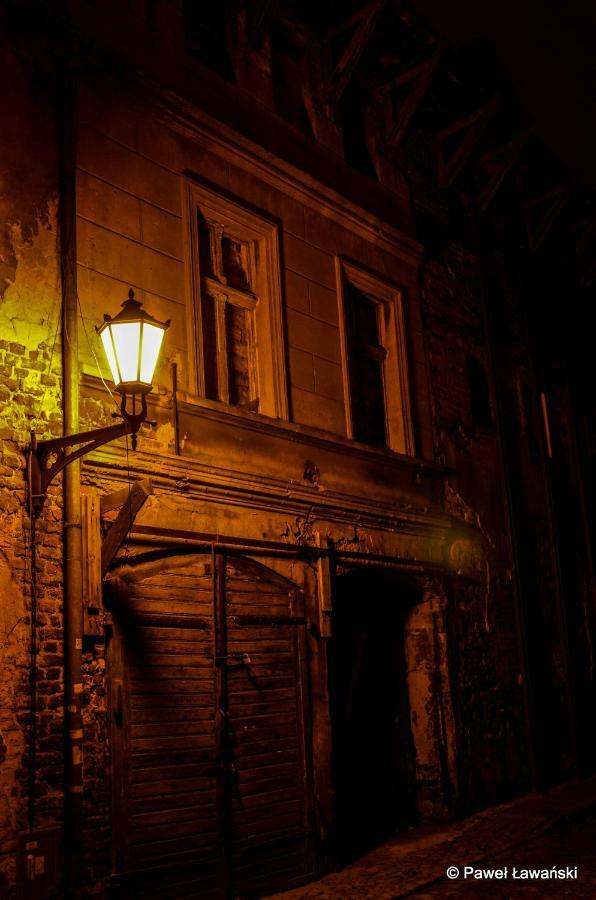 Apartament Gra - Gothic House ทอรูน ภายนอก รูปภาพ