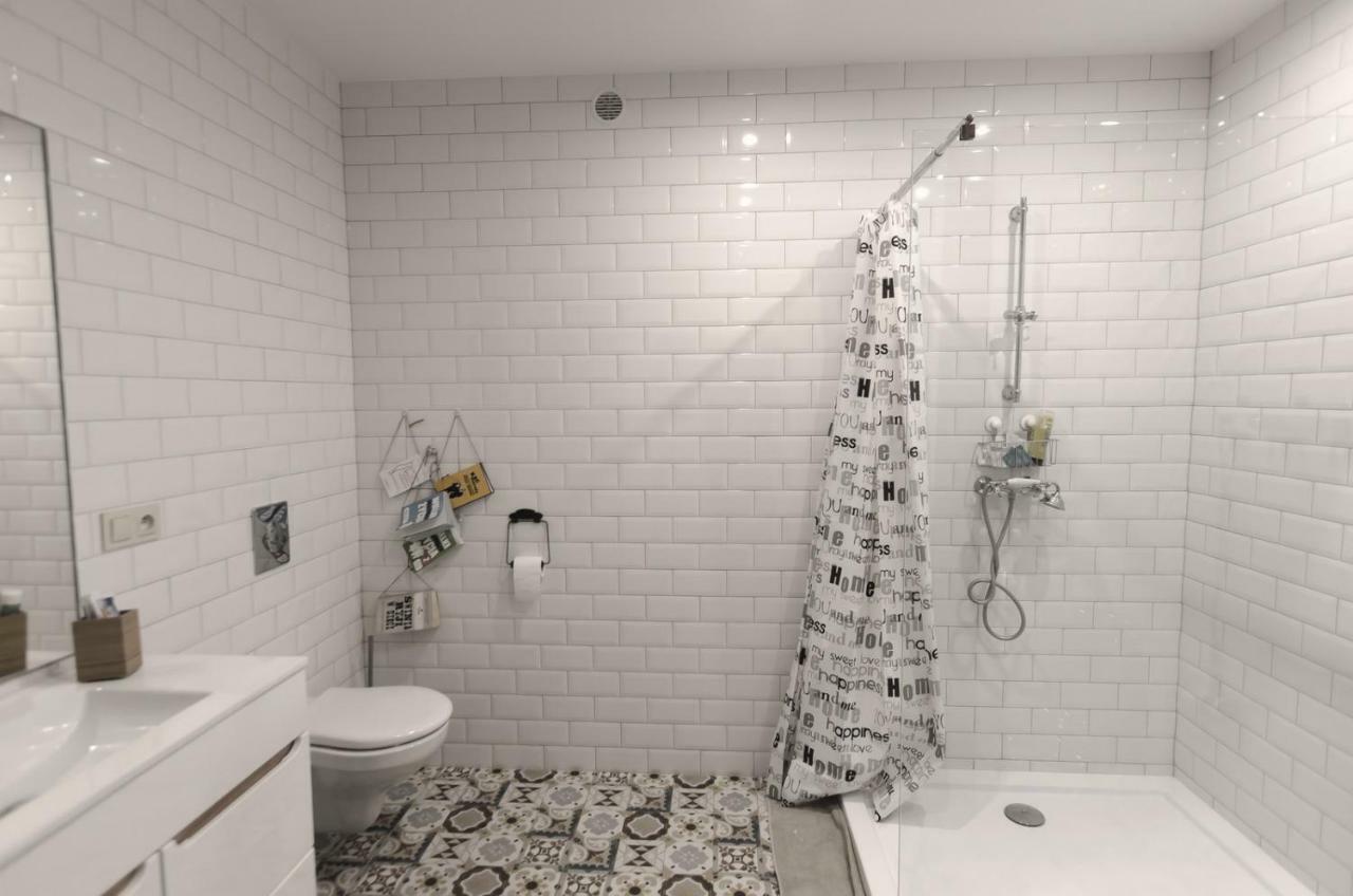 Apartament Gra - Gothic House ทอรูน ภายนอก รูปภาพ